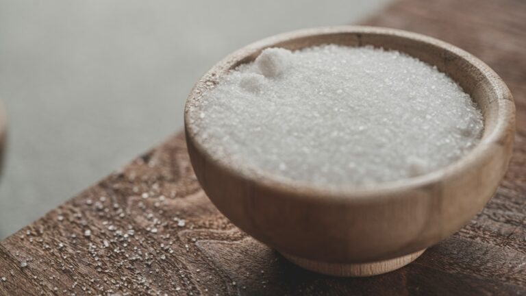 Discover the history of sugar in antiquity and how early civilizations learned to extract sweetness from sugarcane.